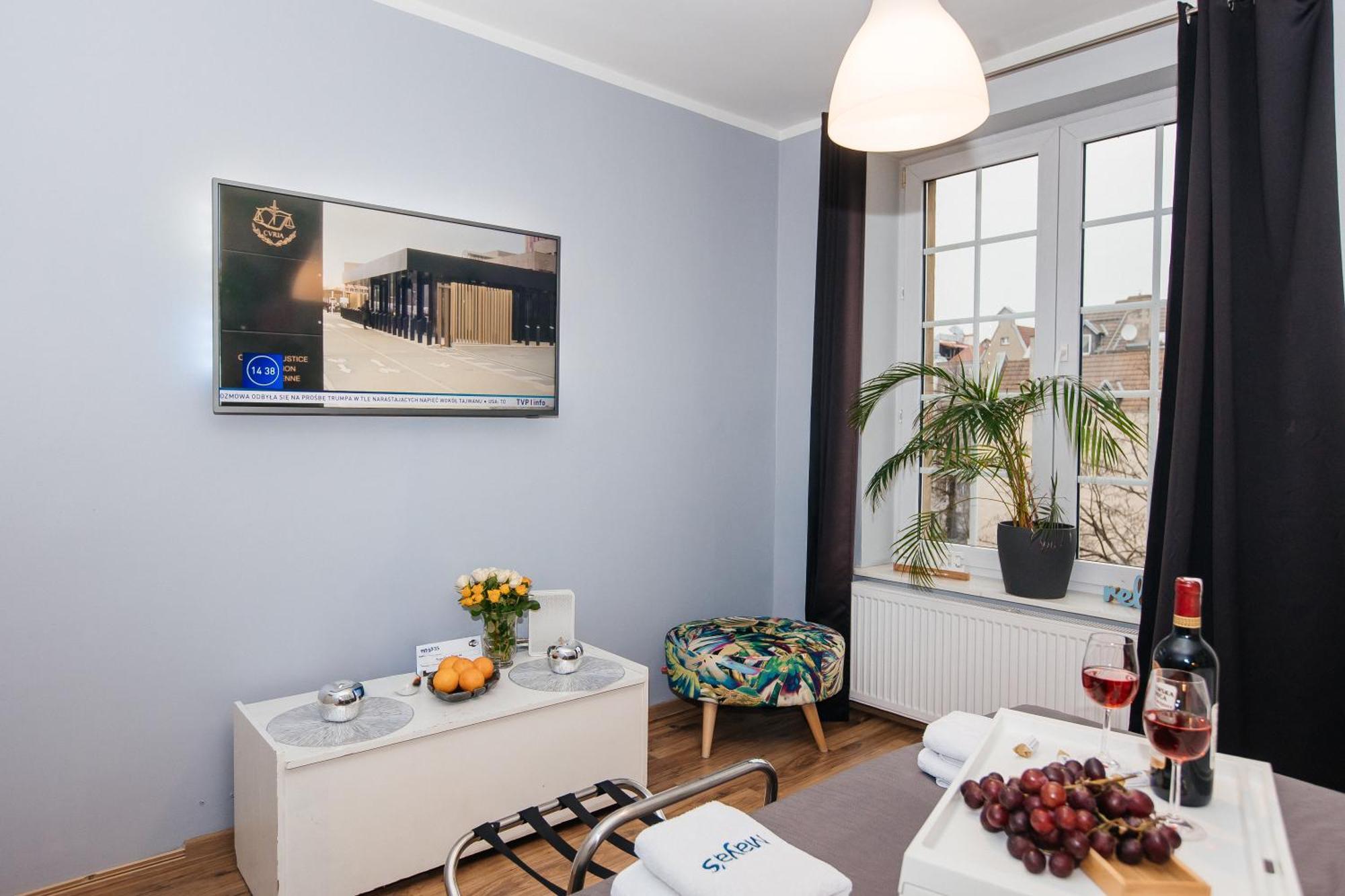 Maya'S Flats - Dluga 66 Old Town Gdansk — Photos 1